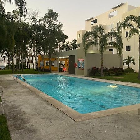 Confortable Departamento Vacacional In Playa Плая дел Кармен Екстериор снимка